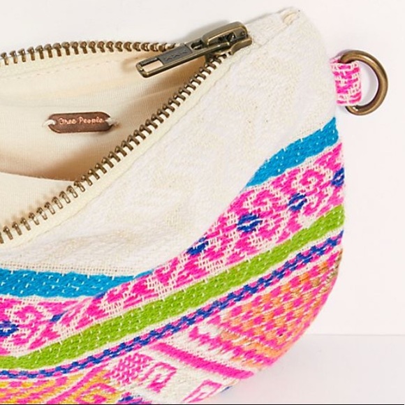 Free People Serape Canvas Zippered Coin Pouch NWT - Picture 5 of 6